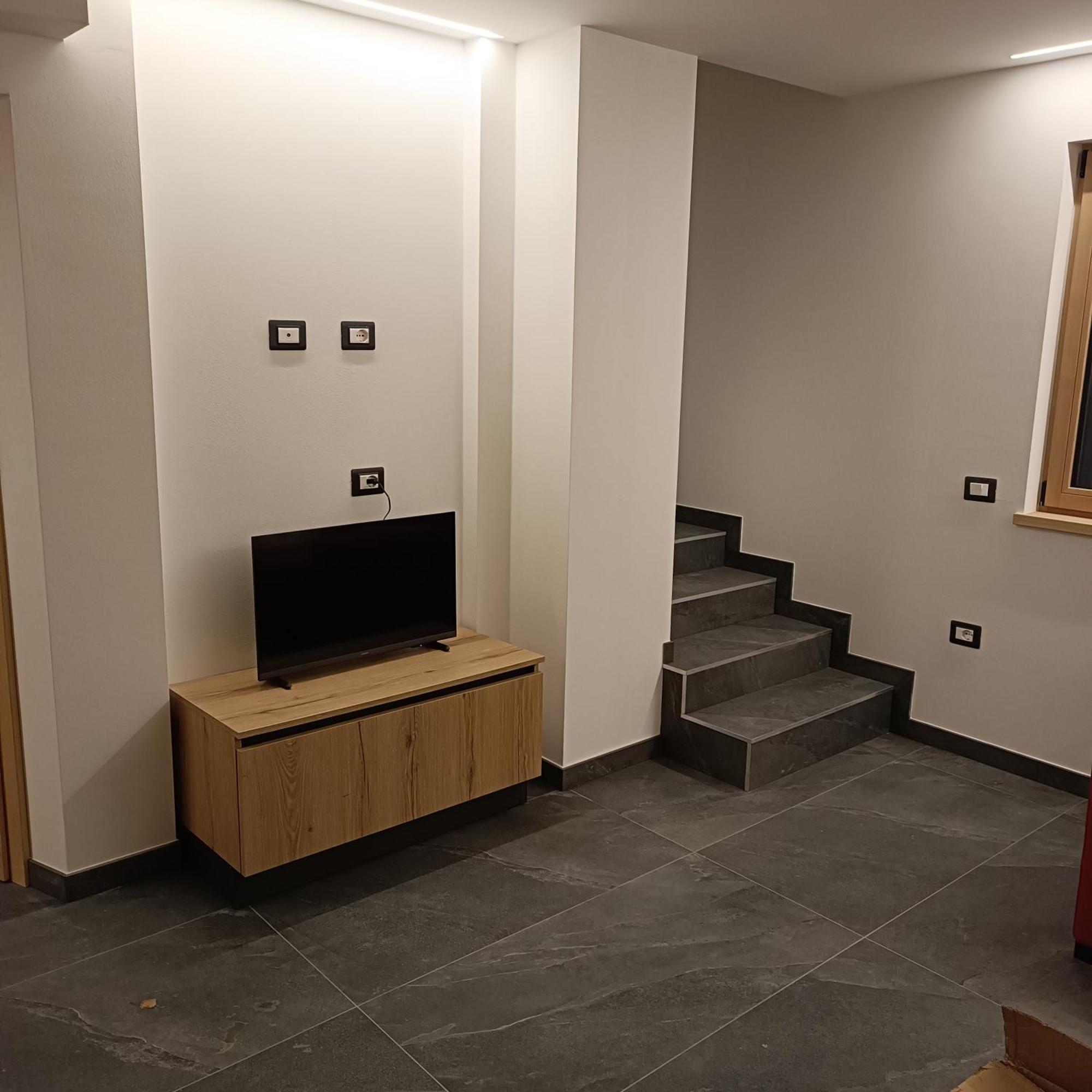メッツァーナCasa Anitaアパートメント エクステリア 写真